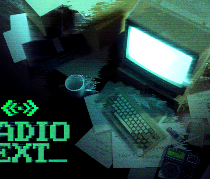 Radiotext-Keyart mit Retro-Computer und grünem Spieltitel